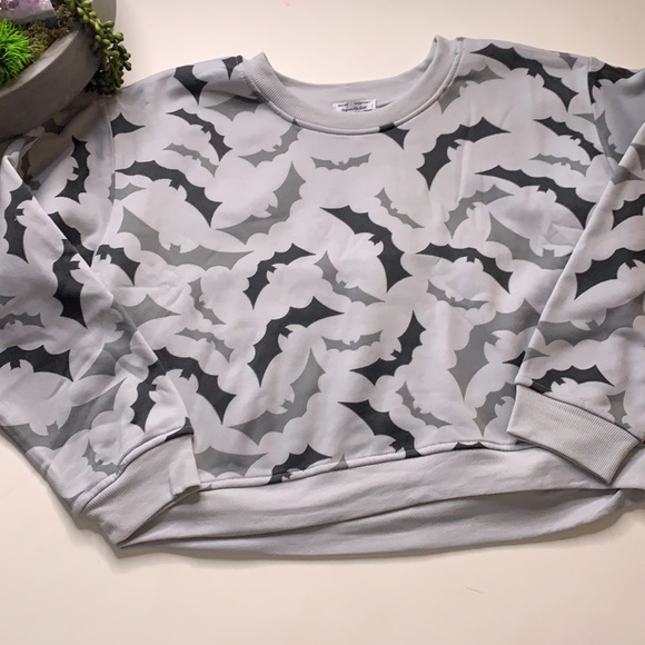 better together bat print crewneck pull over gray XL - Picture 5 of 5